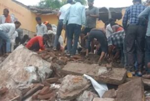 Jhalawar School Collapse,Rajasthan news, rajasthan hindi news, jhalawar news, jhalawar accident, school roof collapsed, piplodi village, government school accident,