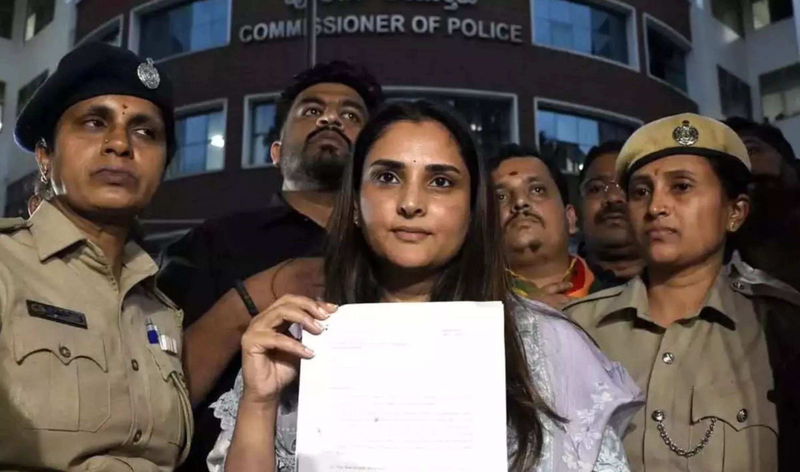 Karnataka: Big action in the case of threatening actress Ramya: 2 accused arrested, 11 identified