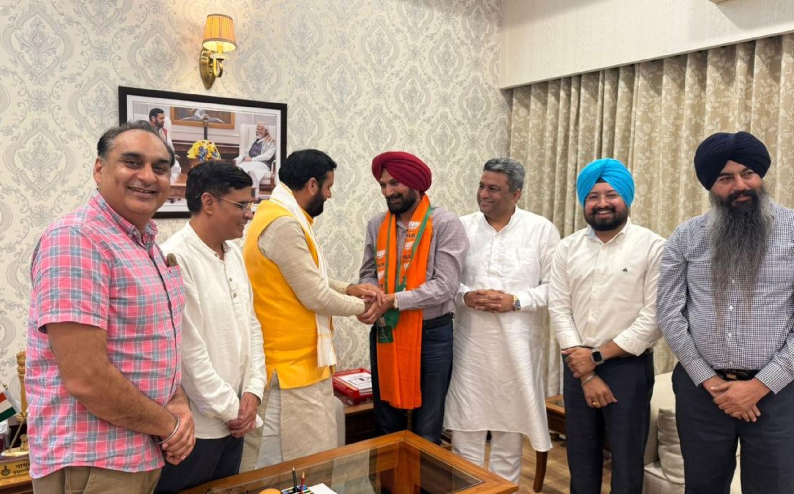 Punjab News: Punjab Vigilance Bureau raided the residence of Ranjit Singh Gill, he had joined BJP a day ago