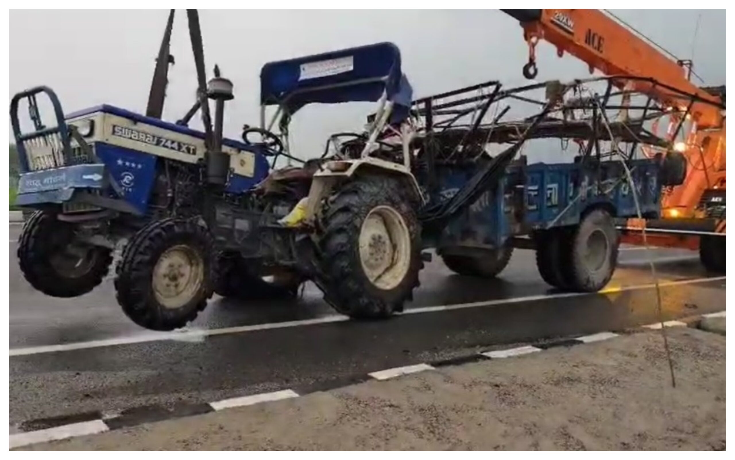 Uttar Pradesh: Truck hits tractor-trolley full of devotees in Bulandshahr... 8 dead, 43 injured
