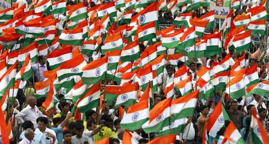 Tiranga Yatra, RAMANUJGANJ DISTRICT, RAMANUJGANJ MUNICIPAL COUNCIL, LARANG SAY COMMUNITY HALL, TRICOLOR RALLY IN RAMANUJGANJ, TRICOLOR RALLY IN RAMANUJGANJ ADMINISTRATION OFFICERS AND PUBLIC REPRESENTATIVES PARTICIPATED