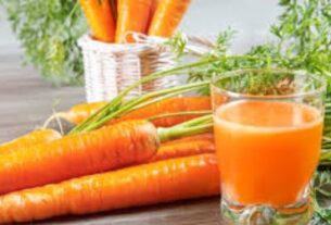 #Monsoon Health Tips #HealthyMonsoon, #RainySeasonTips, #MonsoonWellness,#ImmunityBooster, #CarrotJuice,#GajarKaJuice,#HealthyJuice, #NaturalRemedies, #ImmunityDrink, #GlowingSkinTips, #DigestiveHealth,#EyeCareNaturally, #MonsoonImmunity,#DetoxJuice, #MonsoonWithCarrotJuice,#GajarSeSehat,#JuiceForImmunity #RainyDayHealth, #MorningWithCarrotJuice