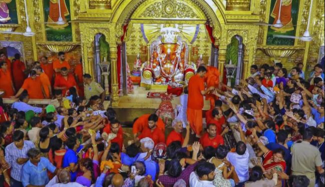 Ganesh Chaturthi 2025, ganesh chaturthi 2025 live, ganesh chaturthi live news 2025, ganesh chaturthi live festival news, ganesh chaturthi 2025 start end date, lord ganesha, ganesh utsav, ganpati 2025, ganesh chaturthi 2025 shubh muhurat, ganesh chaturthi puja vidhi, ganesh chaturthi significance, religion news in hindi