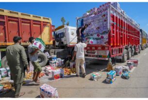 India-Nepal Trade: Supply disrupted due to ongoing unrest in Nepal, hundreds of trucks stranded at Jogbani border in Bihar