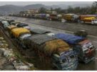 Jammu Kashmir: Trucks stuck on National Highway-44 in Jammu for the past several days, drivers demanded opening of the highway