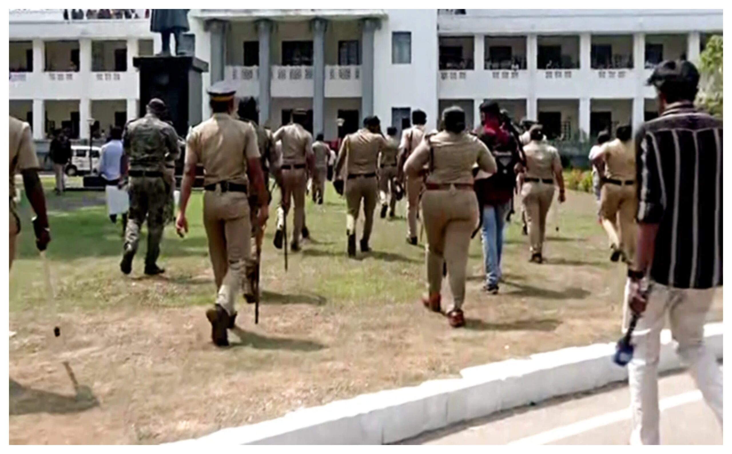Kerala: Fake army and embassy seals, expensive cars seized in Kerala