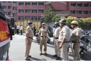 Delhi: Bomb threat received again in several schools in Delhi, search operation underway