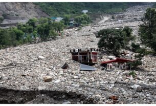 Jammu Kashmir: People of Khari village are rendered homeless, their dream homes destroyed due to land subsidence.