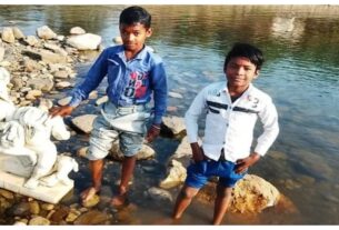 Madhya Pradesh: Two brothers die after falling into a septic tank at a government hospital in Jabalpur.