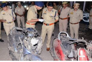 Uttar Pradesh: Two scooters explode in Kanpur market, eight injured