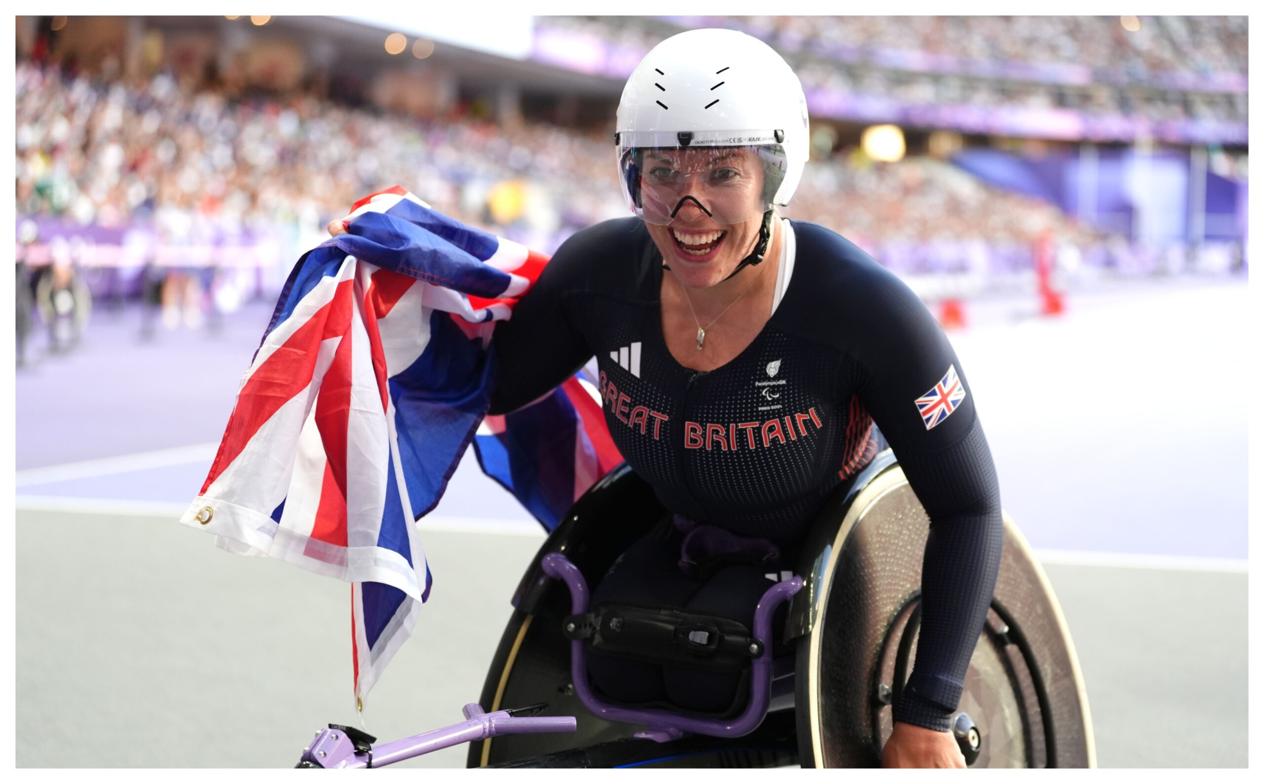 World Championships: British wheelchair racer Hannah Cockroft wins gold medal at World Championships