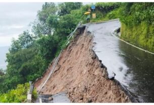 West Bengal: Nine people killed, two missing in landslide caused by heavy rain in Darjeeling