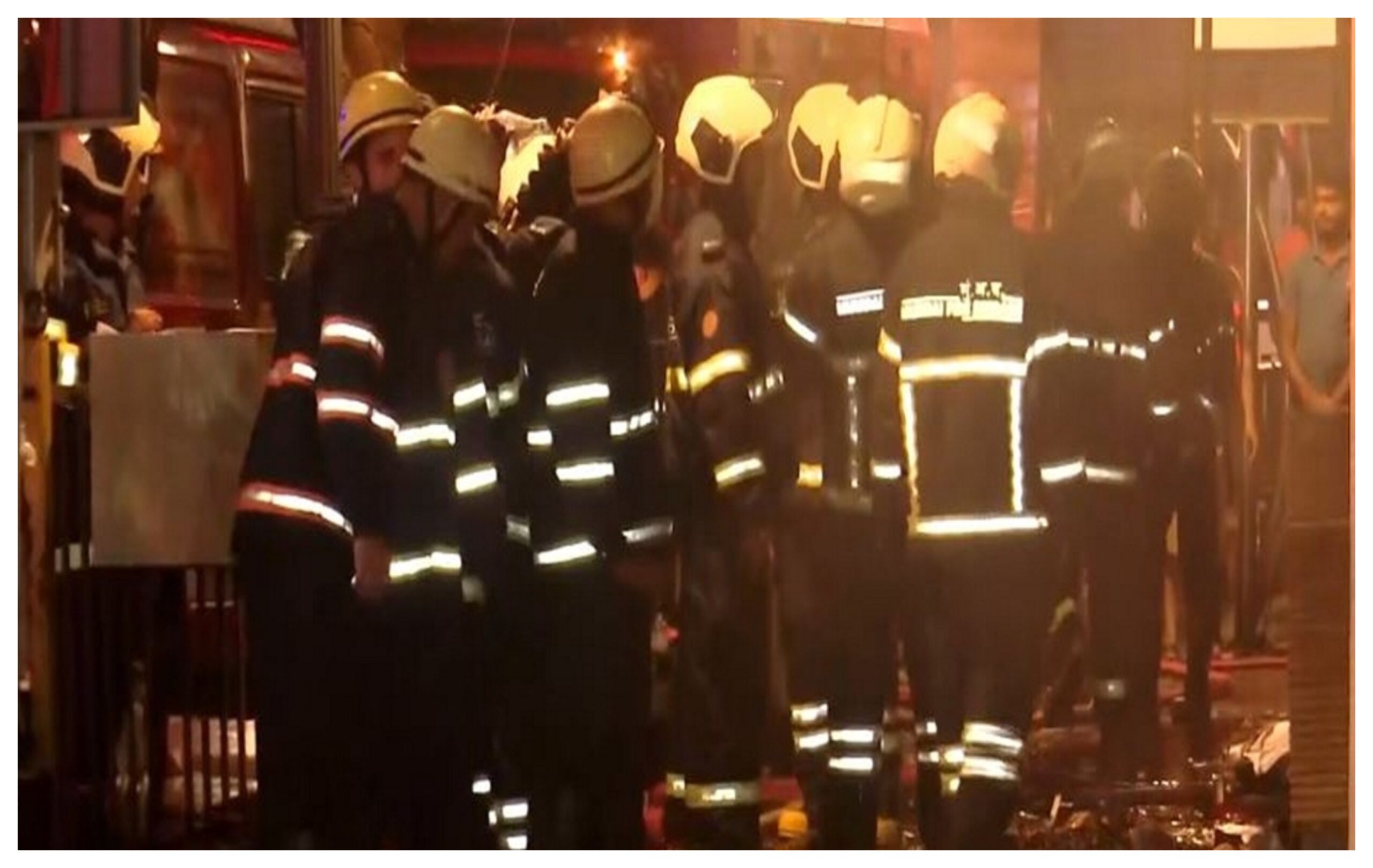 Maharashtra: Massive fire breaks out at shoe showroom near Crawford Market in Mumbai, no casualties reported