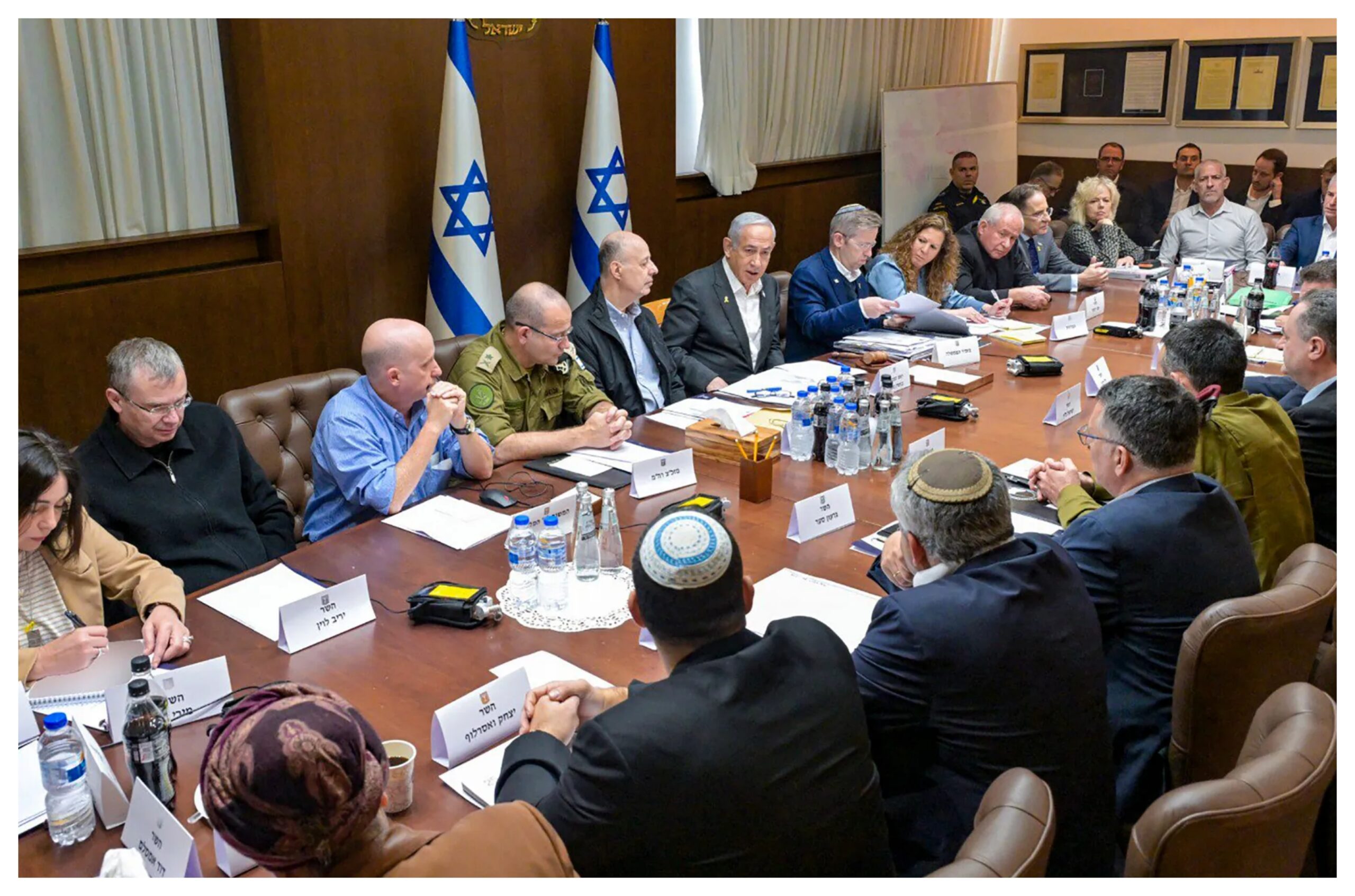 Israel: Israeli cabinet approves deal for release of Hamas hostages