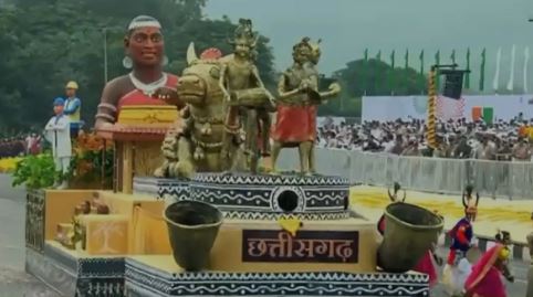 Bastar Tribal Culture, Chhattisgarh Tableau, Ekta Parade, Bastar Tribal Culture, Sardar Patel 150th anniversary event, Bastar development transformation, Dhokra art Chhattisgarh tableau, Bastar women empowerment efforts, Gujarat Ekta Nagar parade, Raipur News, Raipur Latest News, Raipur News in Hindi, Raipur Samachar