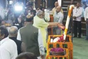 Vallabh bhai Patel 150th Birth Anniversary, VALLABHBHAI PATEL BIRTH, RUN FOR UNITY IN LUCKNOW, CM YOGI STATEMENT, , RUN FOR UNITY, CM YOGI FLAGS OFF RUN FOR UNITY ON THE 150TH BIRTH ANNIVERSARY OF SARDAR VALLABHBHAI