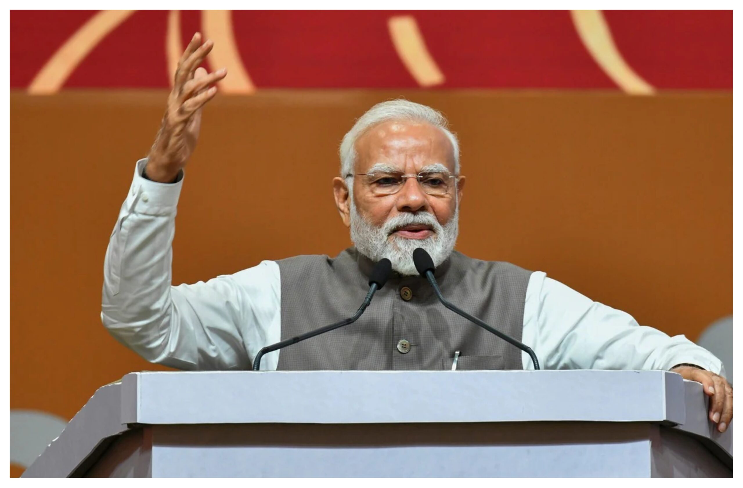 Bihar: PM Modi to interact with NDA women workers; today is the last day of campaigning for the first phase.