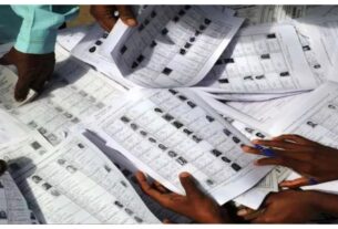 West Bengal: SIR process begins, BLOs visit voters' homes