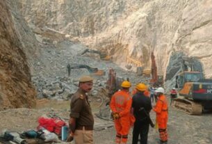 Sonbhadra Mine Accident, Sonbhadra Mine Accident, Sonbhadra mine accident, mine accident deaths, NDRF rescue operation, SDRF rescue operation, CISF rescue operation, stone quarry accident, Sonbhadra accident, mine collapse, labor deaths, Krishnamining works, Sonbhadra News, Sonbhadra Latest News, Sonbhadra News in Hindi, Sonbhadra Samachar