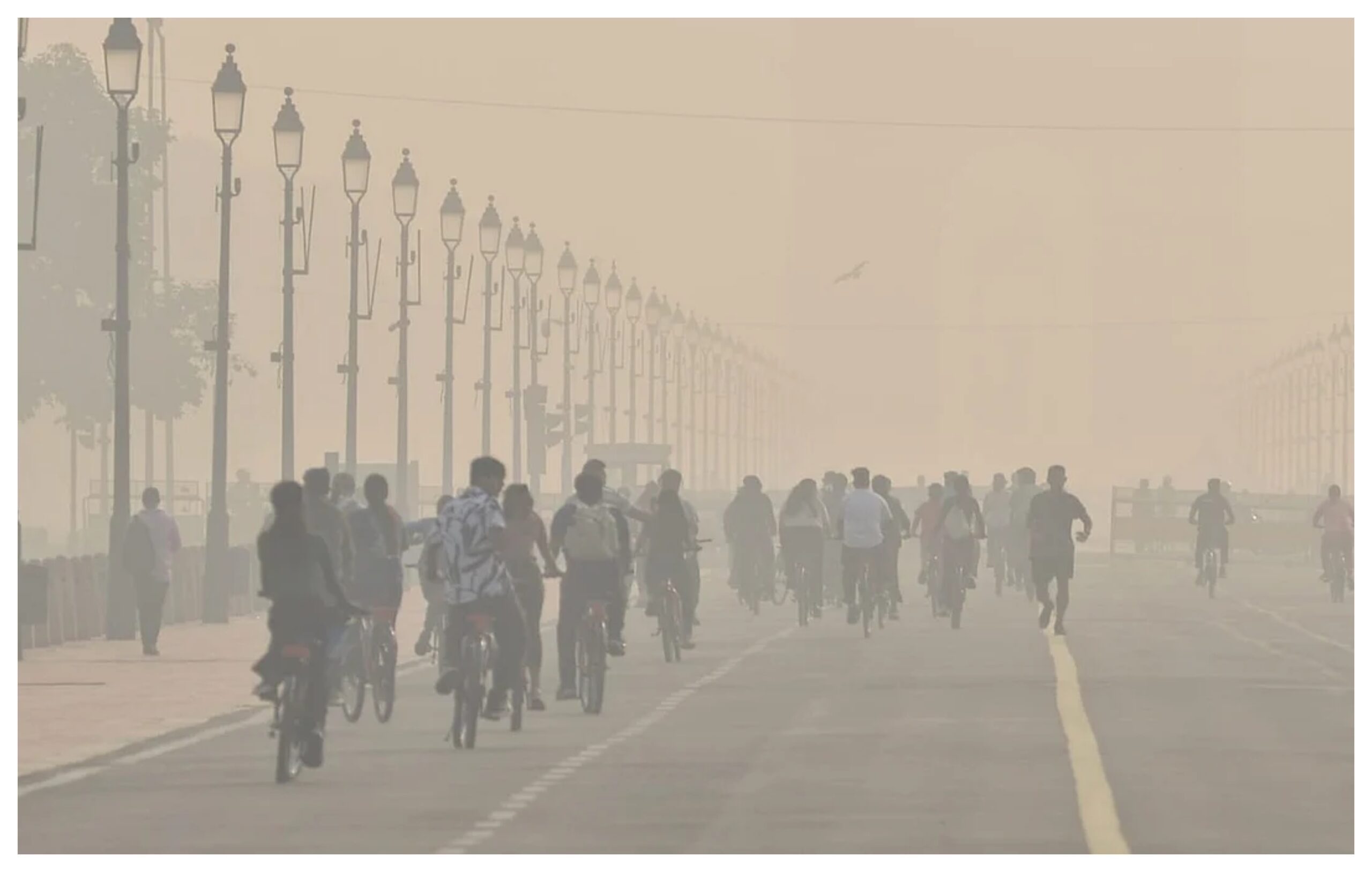 Delhi Pollution: Pollution level crosses 400 in Delhi, air quality recorded in 'severe' category