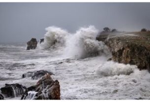 Cyclone Kalmaegi: 52 people died in the Philippines due to cyclone Kalmaegi, flooding caused devastation after the storm.