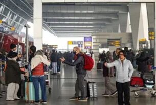 Delhi Airport, Delhi airport, gps spoofing, cyber attack, incidents of spoofing, indira gandhi international airport, fake satellite signals, congestion, gps spoofing incidents, india-pakistan border, conflict zones, flight diversions, air traffic control, technical glitch, atc system, India News in Hindi, Latest India News Updates,