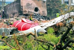 Air India Plane Crash,PILOT SUMIT SABHARWAL, SUMIT SABHARWALS FATHER PETITION, SUPREME COURT, AHMEDABAD PLANE CRASH, AHMEDABAD PLANE CRASH SUPREME COURT NOTICE TO CENTRE AND DGCA"/>