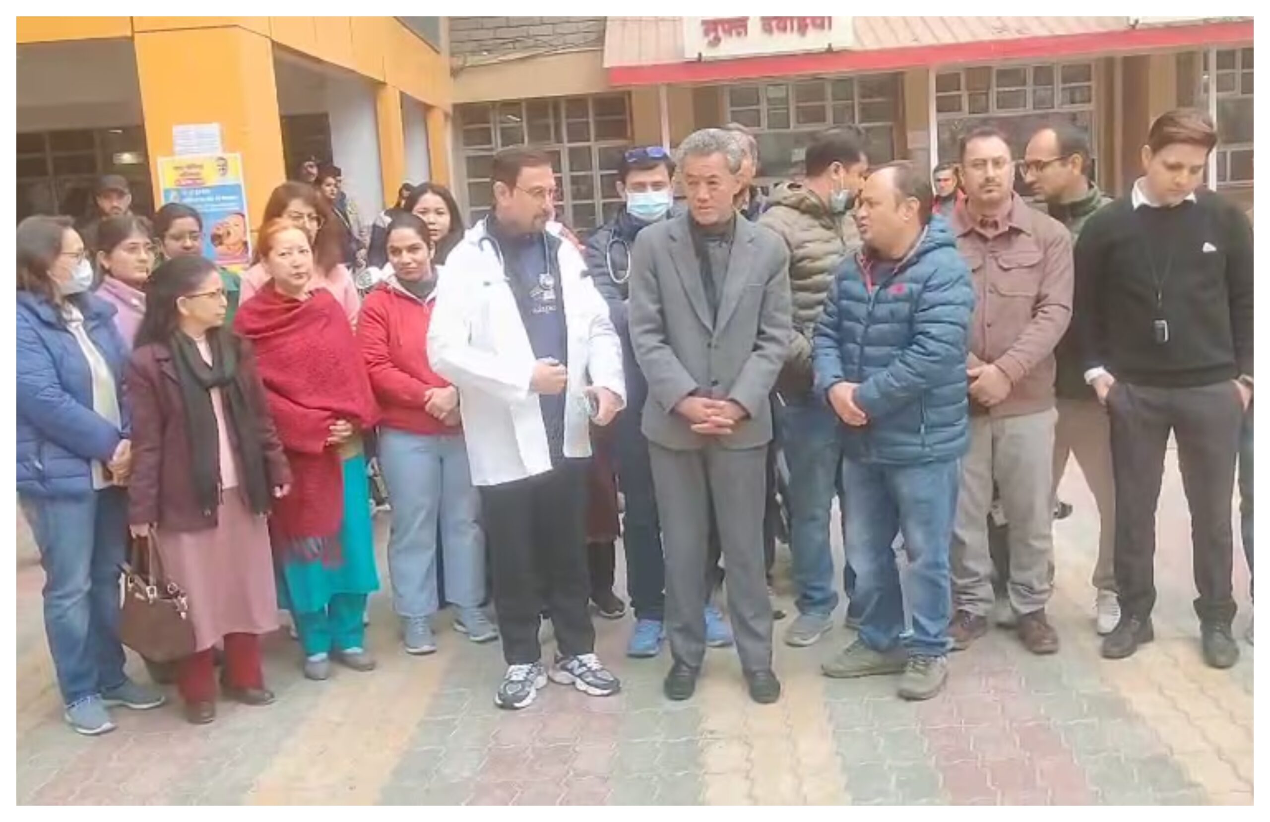 Himachal Pradesh: Resident doctors to go on strike in Shimla demanding reinstatement of IGMC medical staff