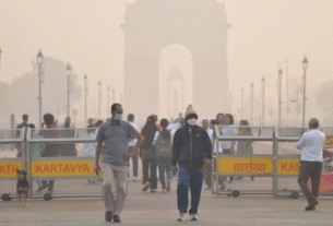 Delhi Pollution: The impact of air pollution is not stopping... breathing has become difficult in Delhi!