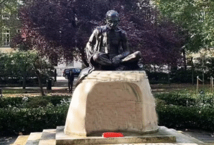 Gandhi Statue: A smaller model of the Gandhi statue in London is up for auction.