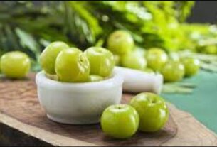 Amla Benefits, Indian gooseberry benefits, Steamed Amla health advantages, Amla for immune system strength, Amla benefits for skin and hair, How to consume steamed Amla daily, Amla for digestive health improvement, Steamed Amla for heart protection, Vitamin C content in Amla fruit