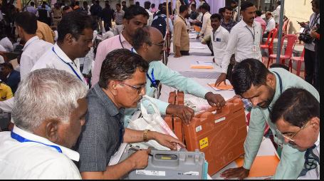 Maharashtra Local Body Elections, Maharashtra Voting, mahayuti, mahavikas aghadi, महाराष्ट्र, महाराष्ट्र लोकल बॉडी इलेक्शन, महाराष्ट्र स्थानीय निकाय चुनाव