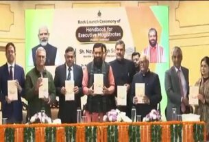 Handbook For Executive Magistrates, #HaryanaCM, #HandbookForExecutiveMagistrates, #KKKhandelwal, #AKSingh, #HaryanaIASOfficersAssociation, #Leadership, #PublicAdministration, #GuidanceForFuture, #CivilService, #HaryanaGovernment,