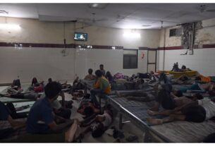 Uttar Pradesh: Night shelters in Delhi provide bedding, food and medical aid to the homeless.