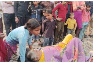 Uttar Pradesh: A speeding car crushes people in Mirzapur, one person dead.