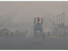 Delhi Weather: Severe cold in Delhi, temperatures plummet to season's lowest.