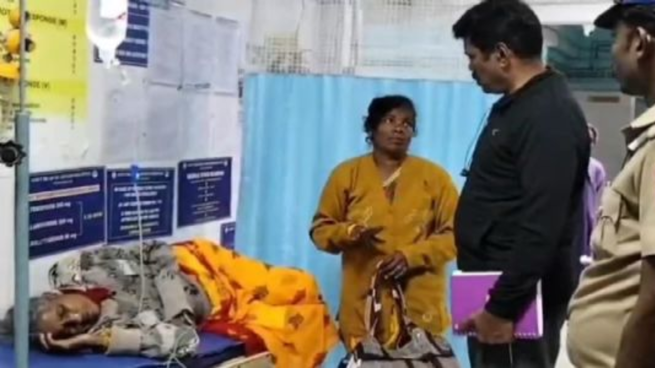 Tamil Nadu: Car rams into crowd of pilgrims on padyatra, 4 women killed on the spot, 1 injured