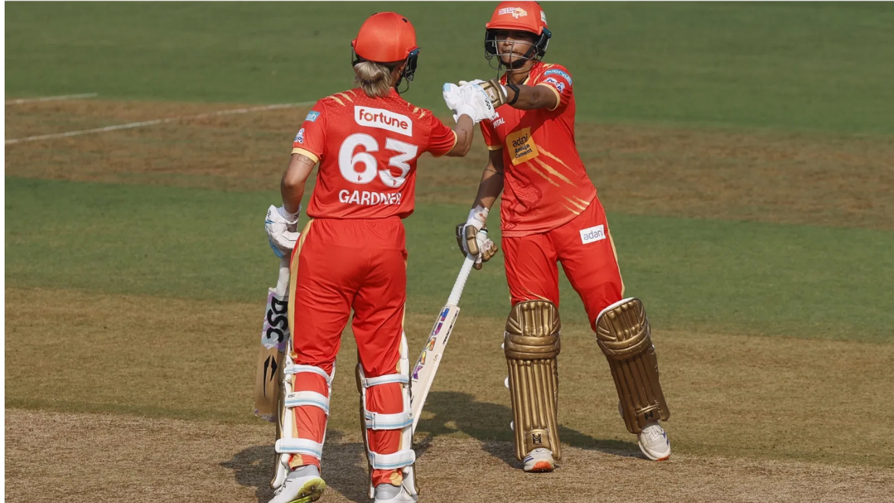 WPL 2026: Gujarat Giants set a target of 208 for UP Warriors, captain Gardner scored 65 runs in 41 balls.