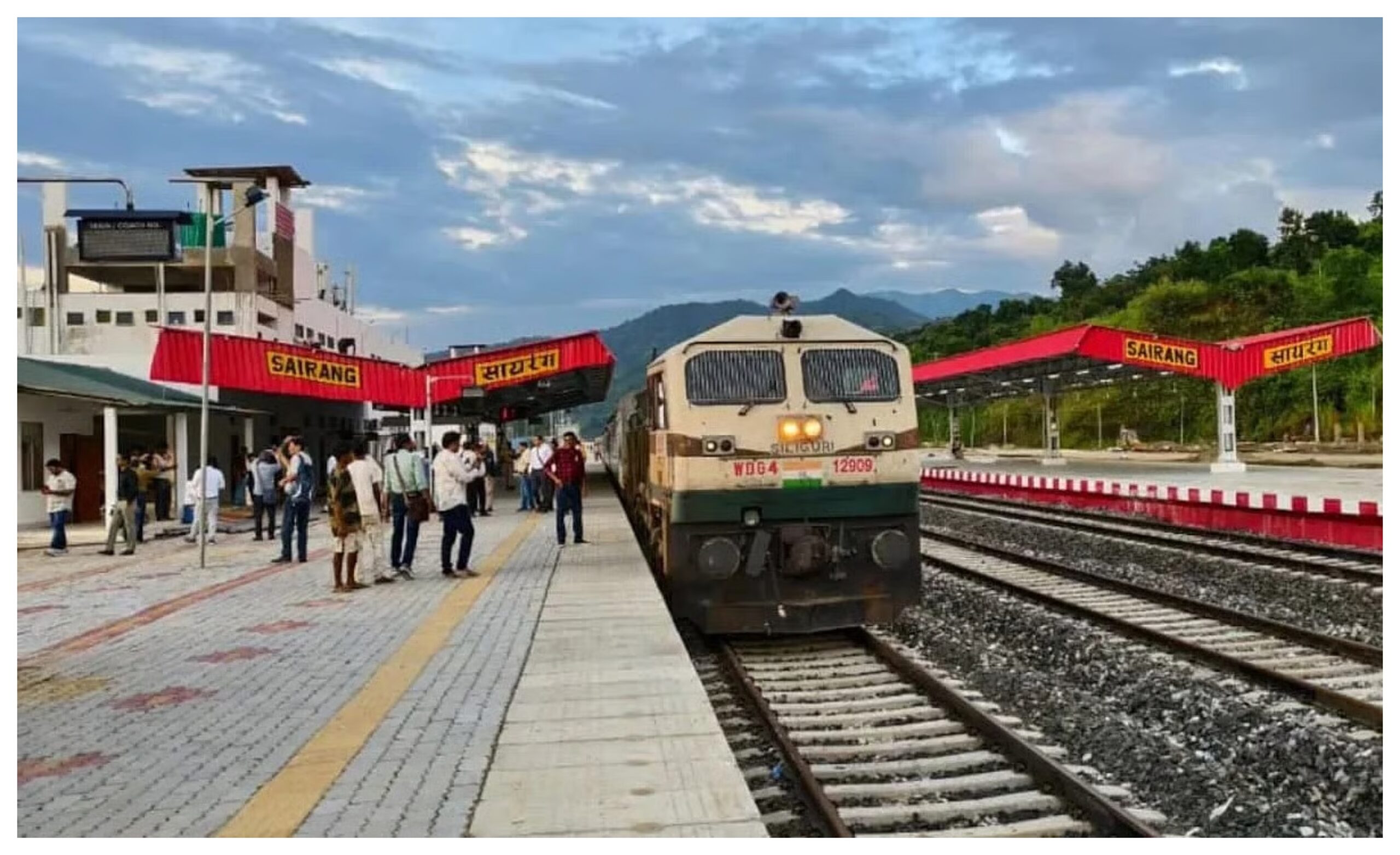 Mizoram: Chief Minister Lalduhoma inaugurated the new Sairang-Silchar train service