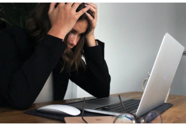 Social Media: The Negativity of Social Media! A Danger to Your Brain?