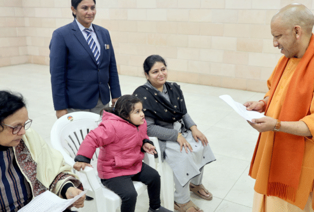Uttar Pradesh: CM Yogi holds public court, assuring financial assistance for medical treatment and school admissions