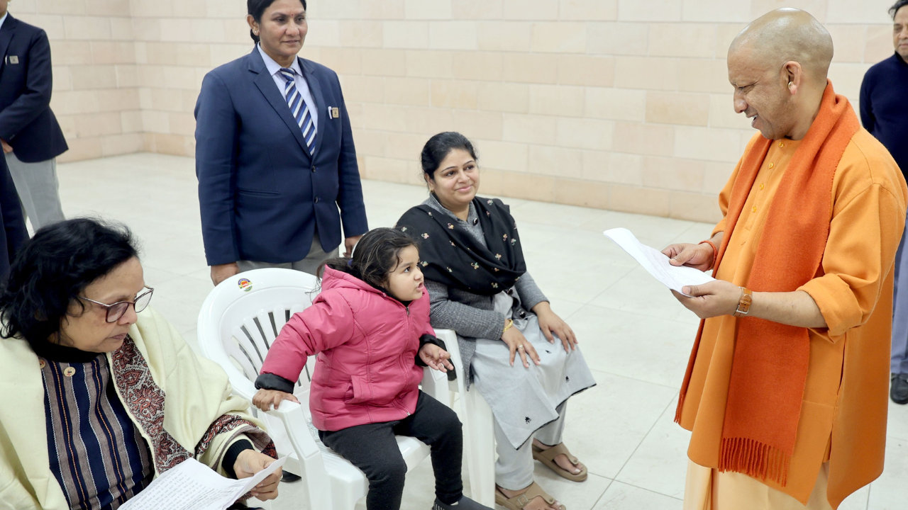 Uttar Pradesh: CM Yogi holds public court, assuring financial assistance for medical treatment and school admissions