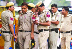 Delhi Police: Delhi Police's response to Mamata Banerjee's allegations - deployment outside Banga Bhavan is part of security.