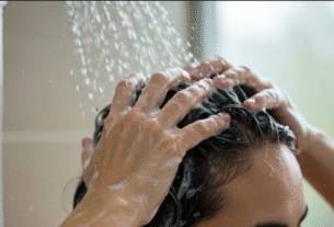 Dark Showering , Sleep improvement, Stress relief, Insomnia remedies, Benefits of dark showering for sleep, How dark showering improves sleep, Increase melatonin for better sleep, Mental health benefits of dark showering