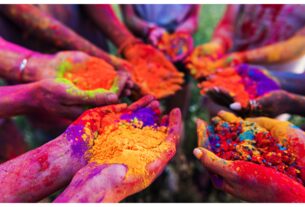 Rajasthan: 'Fagania Football' is organised on Holi in Bikaner, thousands of people gather to watch it.