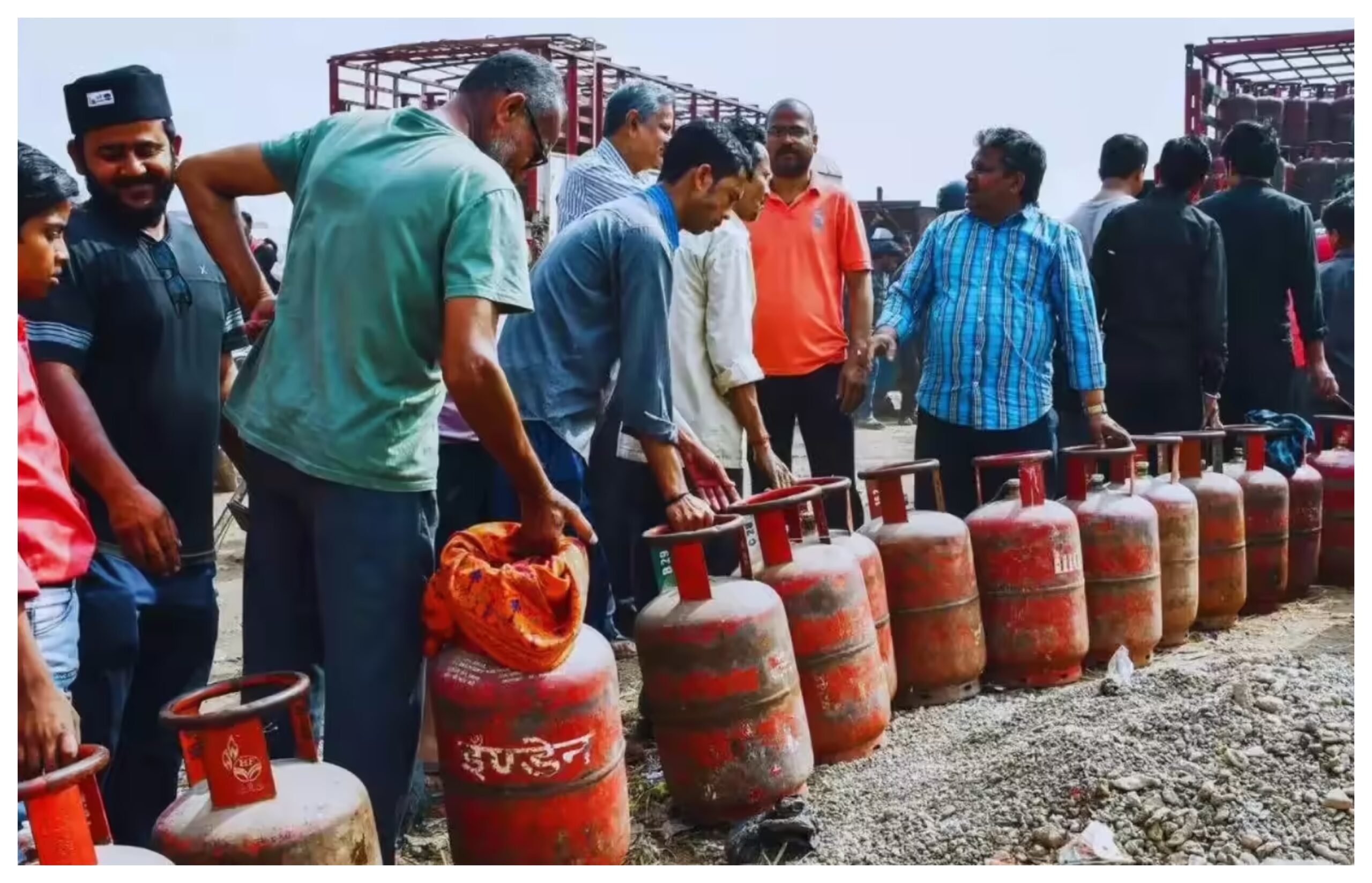LPG Crisis: LPG supply insufficient, confusion over policy decisions