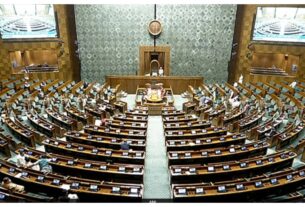 Lok Sabha: Second phase of the budget session, suspension of eight opposition MPs may be withdrawn!