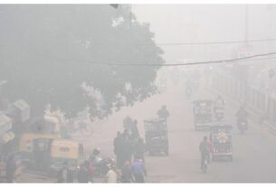 Delhi News: Minimum temperature recorded at 13 degrees Celsius in Delhi, fog in the morning