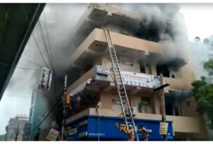 Delhi News: Massive fire in Palam... 6 people dead, CM Rekha orders magisterial inquiry