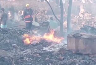 Delhi News: Around 50 huts burnt to ashes due to fire in Rithala